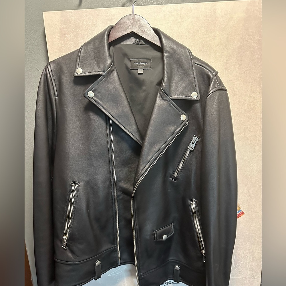 Mackage Mens Leather Jacket size 42(XL)